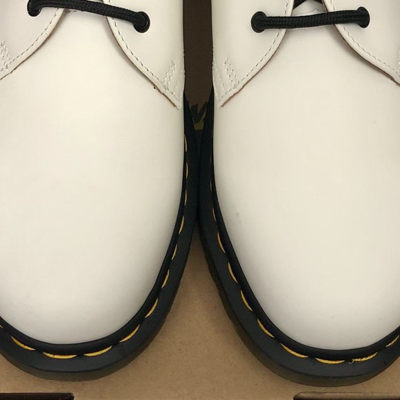 Unisex Dr. Martens 1461 Smooth Oxford Shoe - Picture 5 of 8